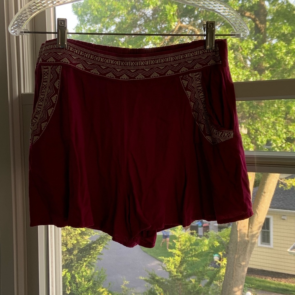 Hollister pink pattern shorts